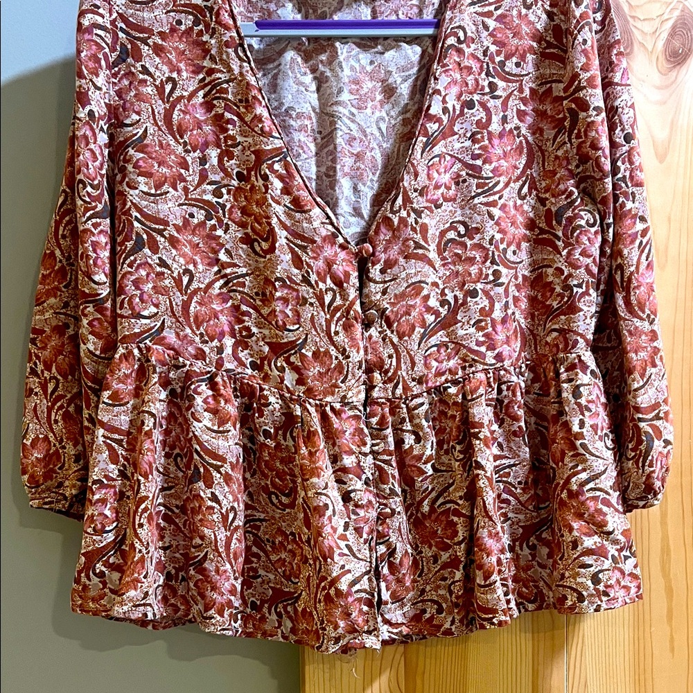O,neill brand ladies top size medium